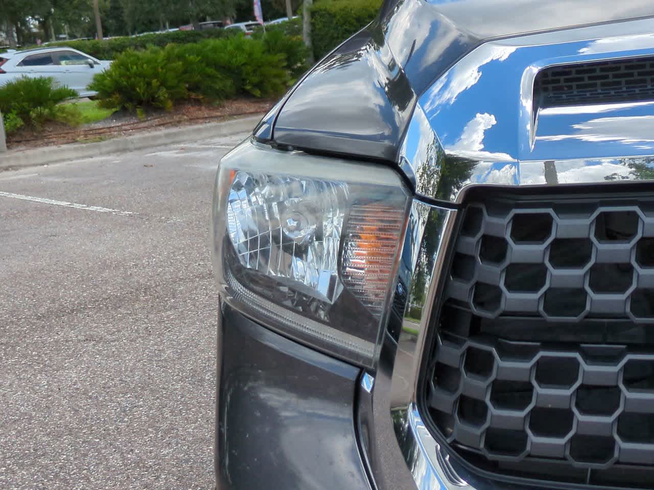 Thumbnail: 2021 Toyota Tundra - 10