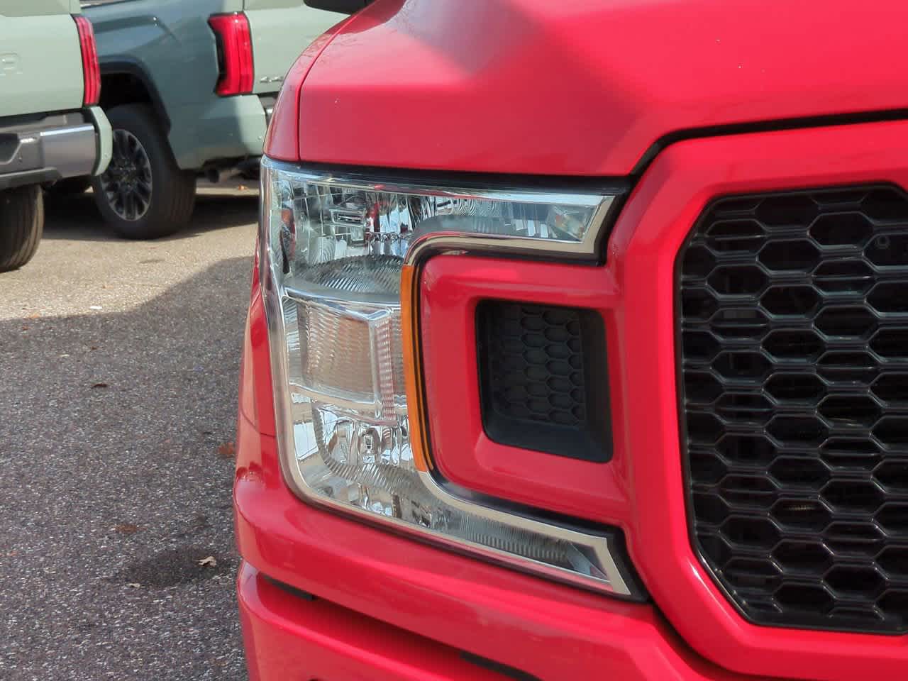 Thumbnail: 2018 Ford F-150 - 10