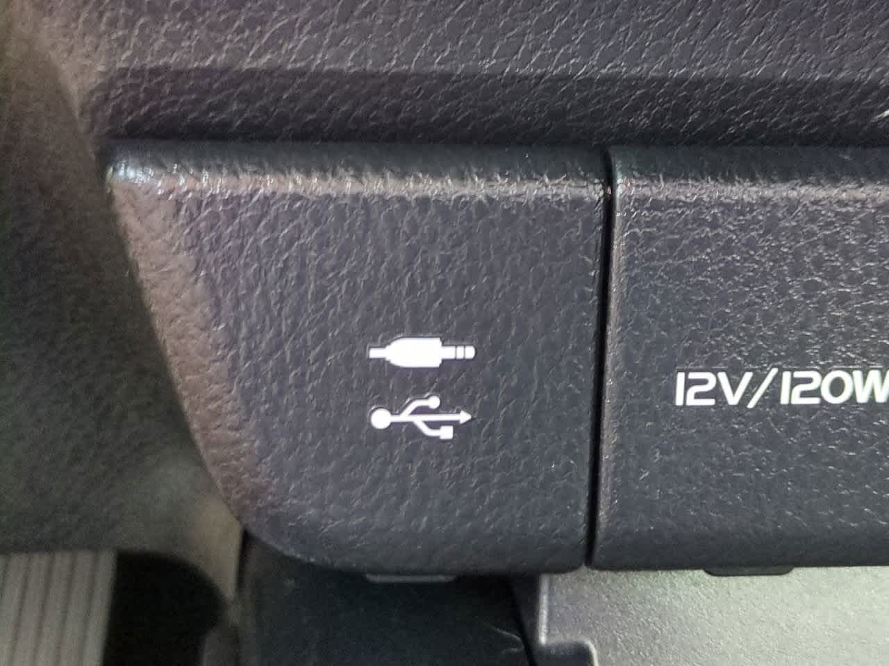 Thumbnail: 2019 Toyota Camry - 19