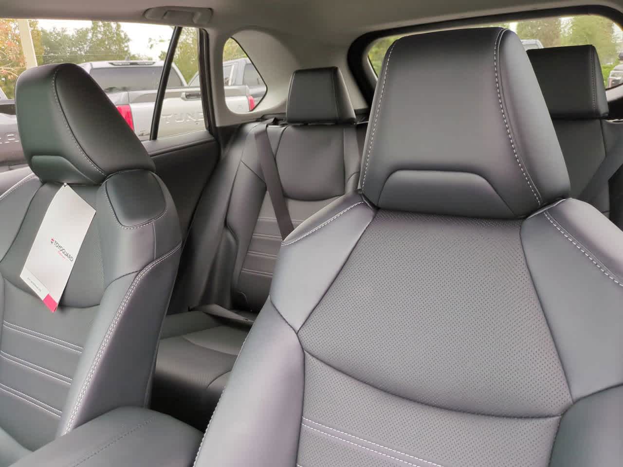 Thumbnail: 2025 Toyota RAV4 - 8