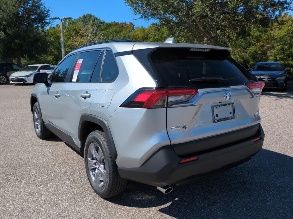 New 2025 Toyota RAV4 Hybrid XLE SUV