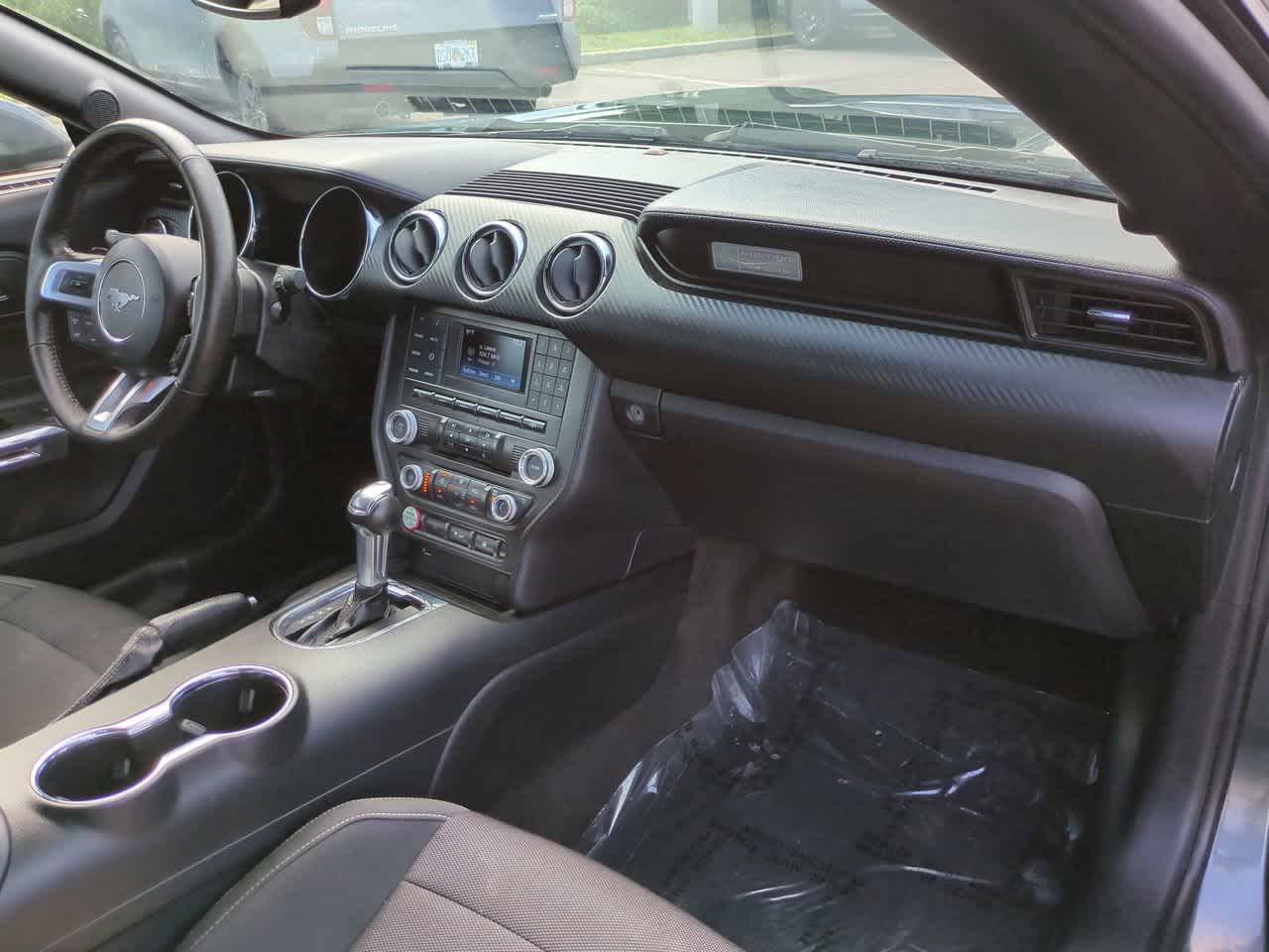 Thumbnail: 2016 Ford Mustang - 15