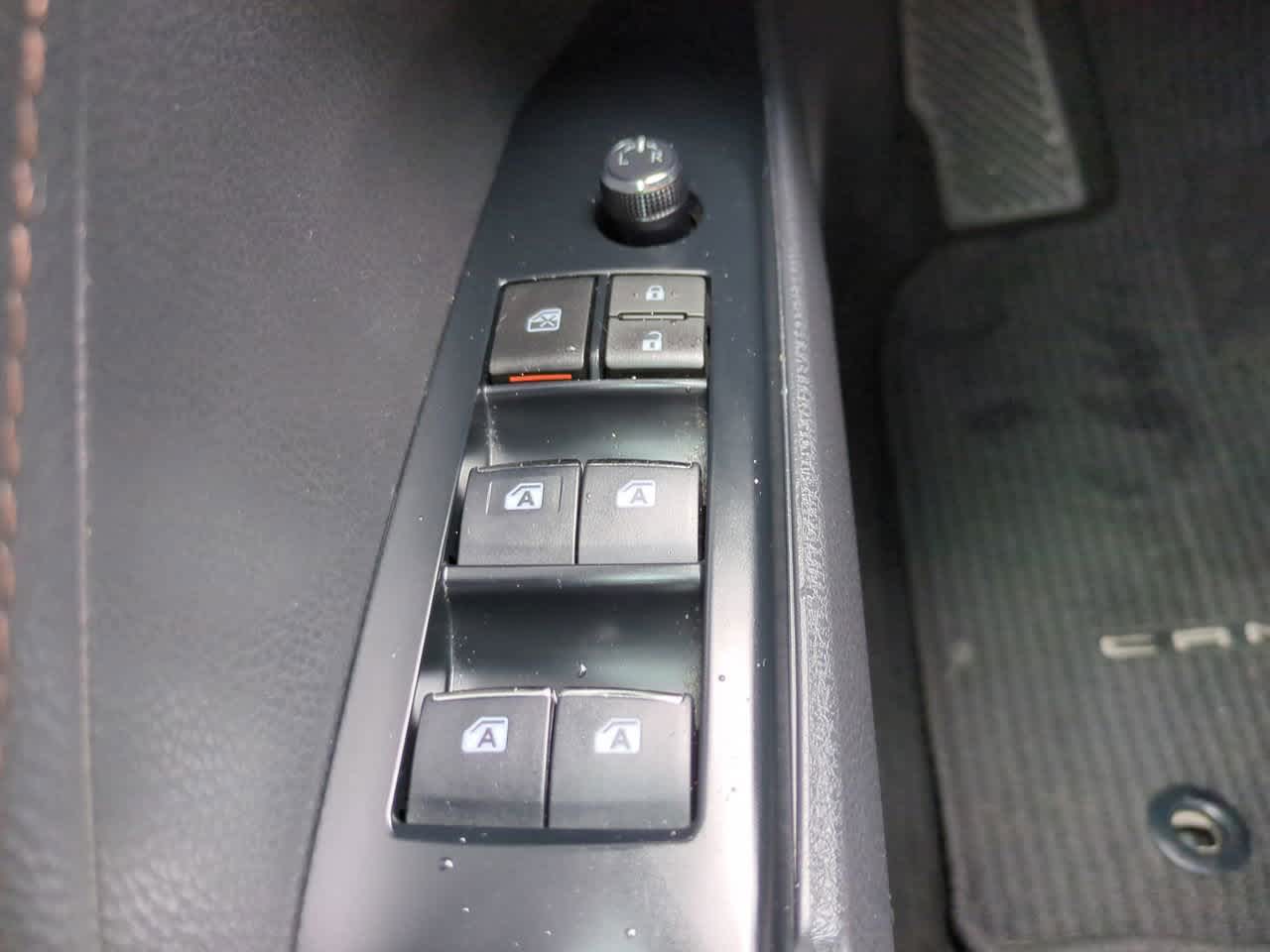 Thumbnail: 2018 Toyota Camry - 23