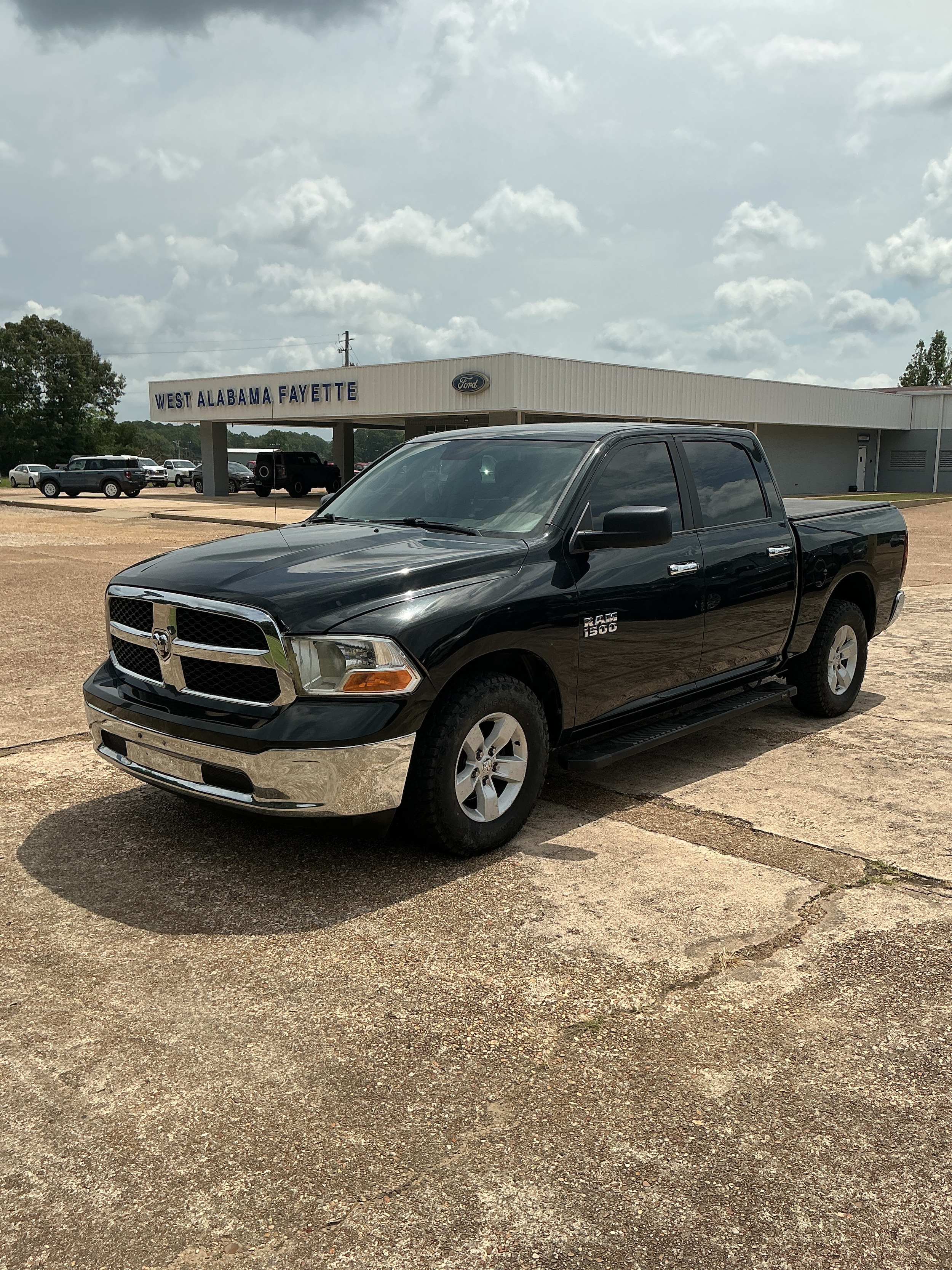 Used 2017 RAM Ram 1500 Pickup SLT with VIN 1C6RR6LG1HS639147 for sale in Fayette, AL
