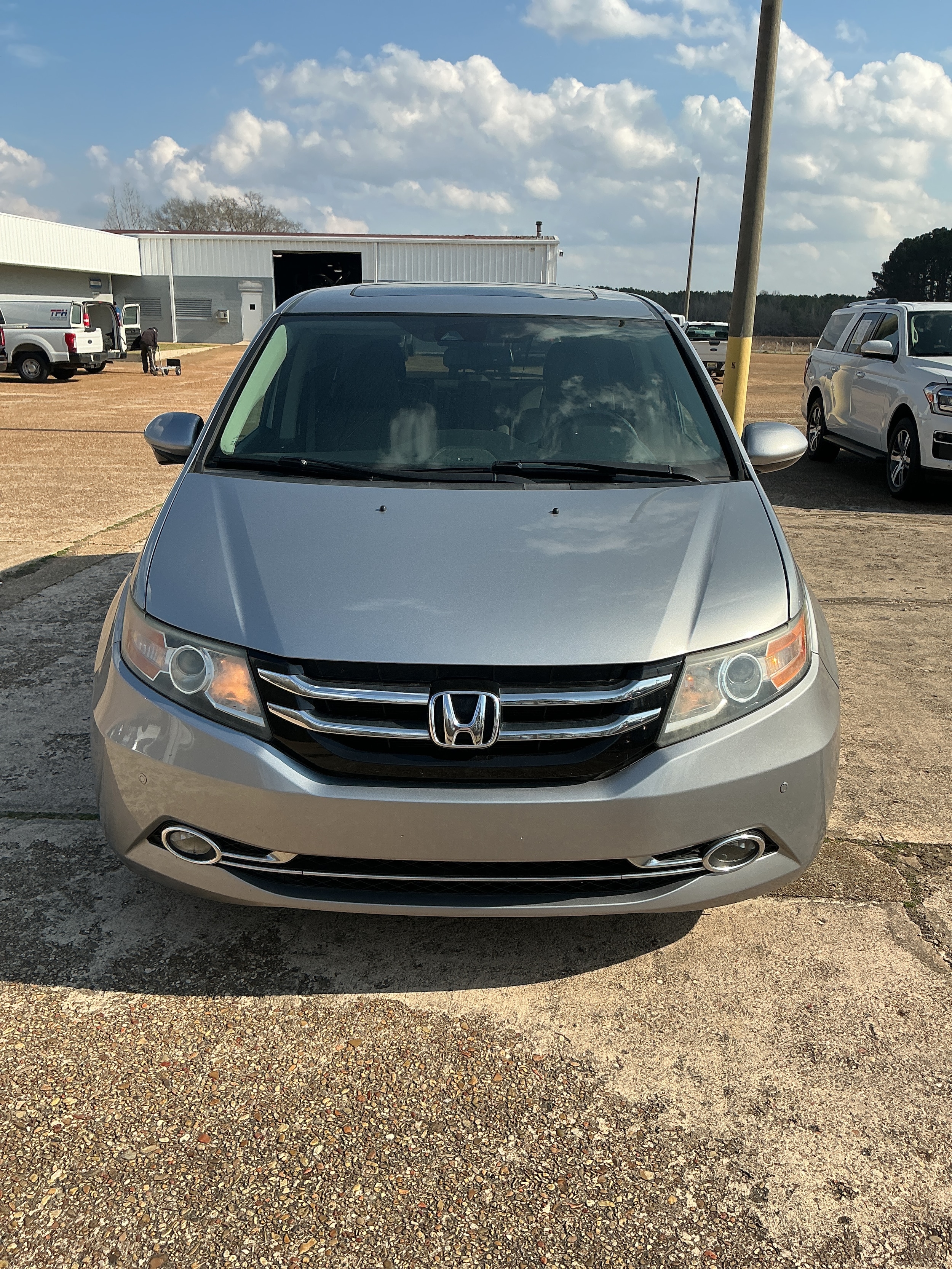 Used 2016 Honda Odyssey Touring with VIN 5FNRL5H92GB032376 for sale in Fayette, AL