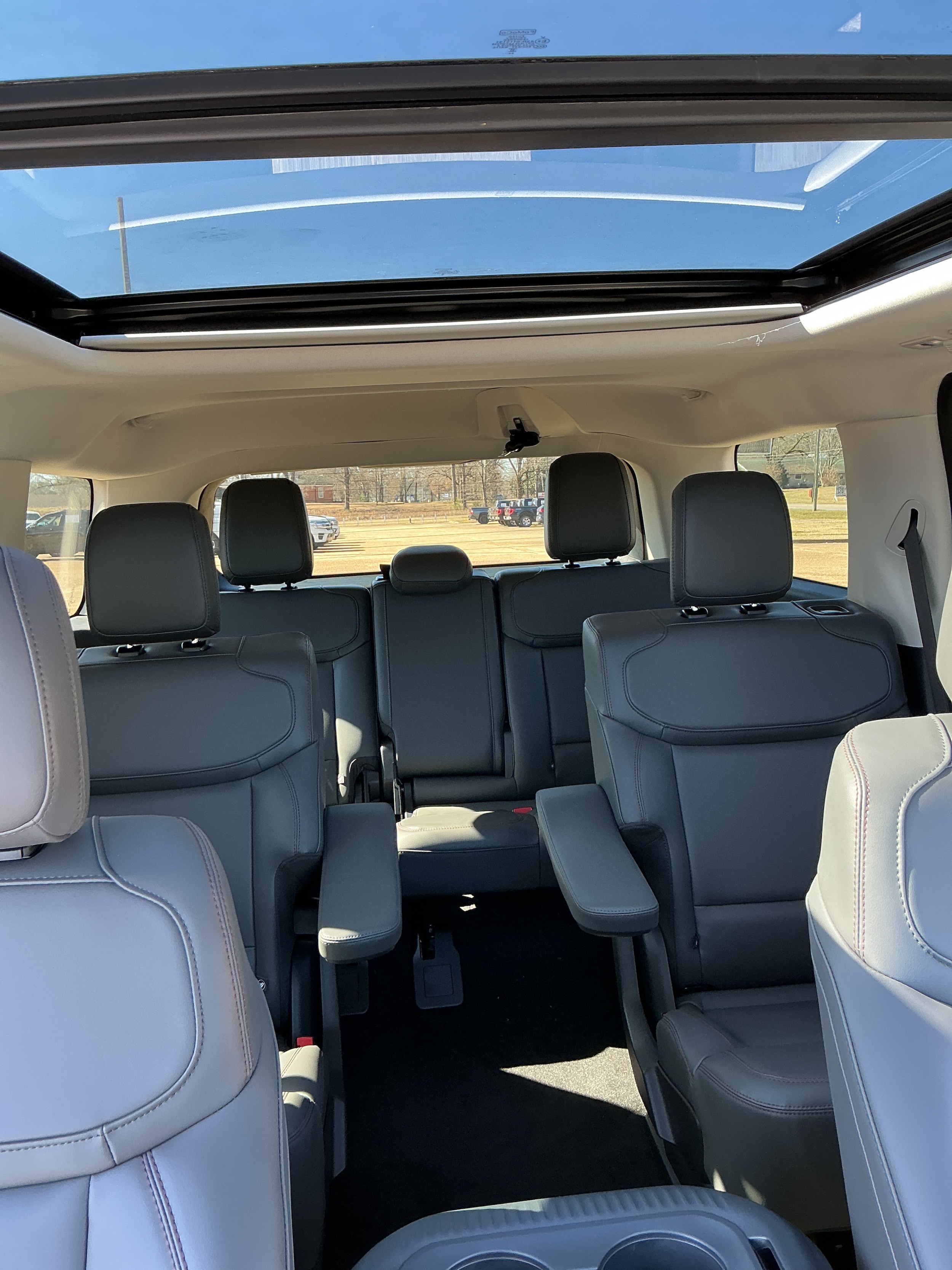 2025 Ford Expedition Active - Photo 13