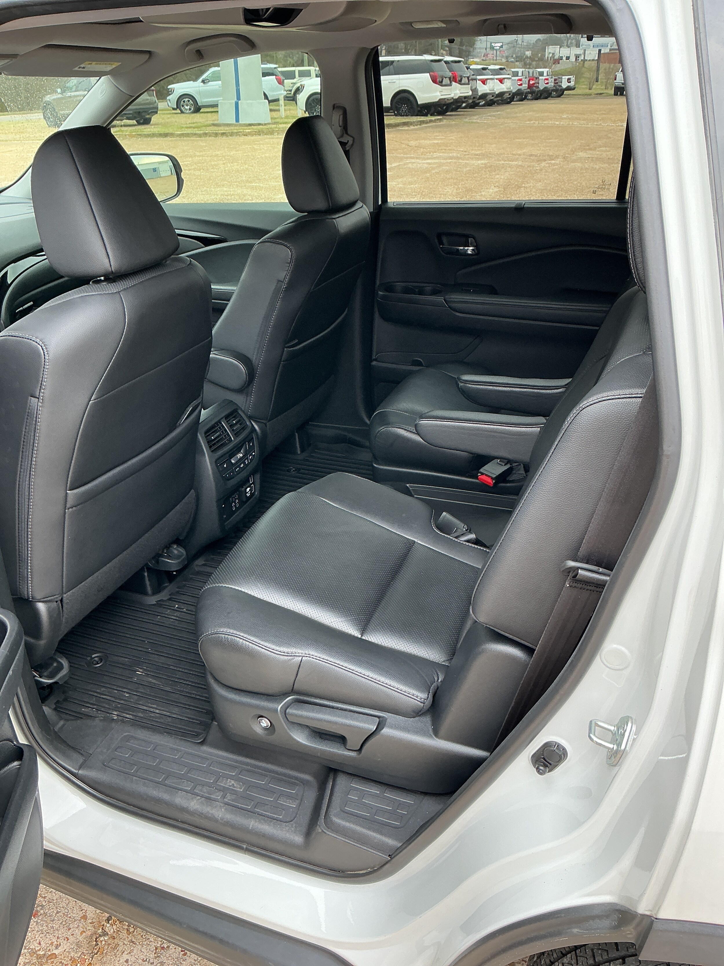 2022 Honda Pilot Elite - Photo 6