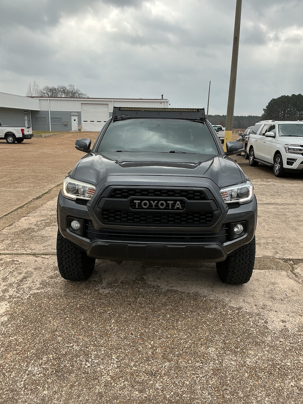 Used 2017 Toyota Tacoma TRD Off Road Crew Cab Short Bed Truck