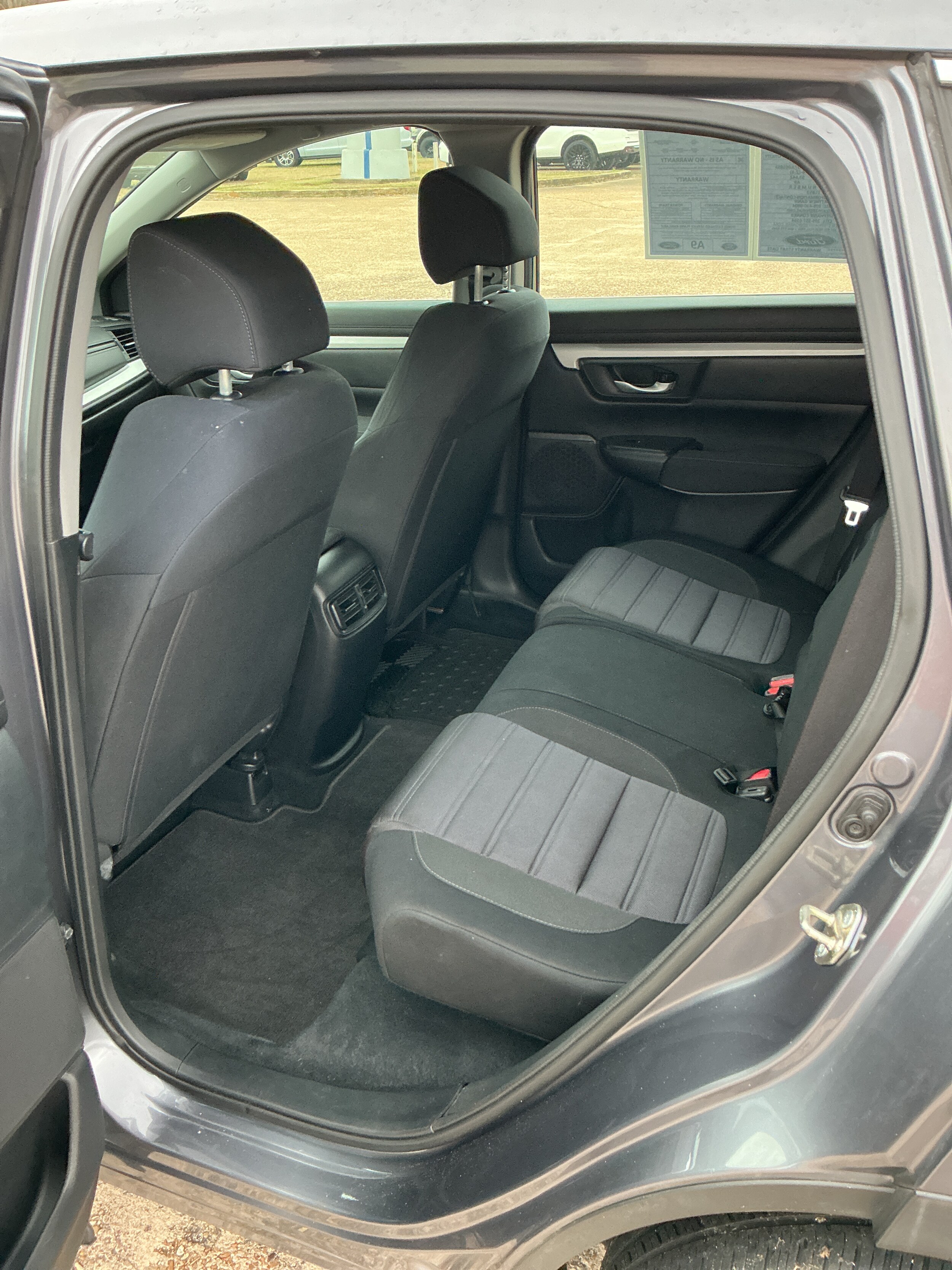 2018 Honda CR-V LX - Photo 7