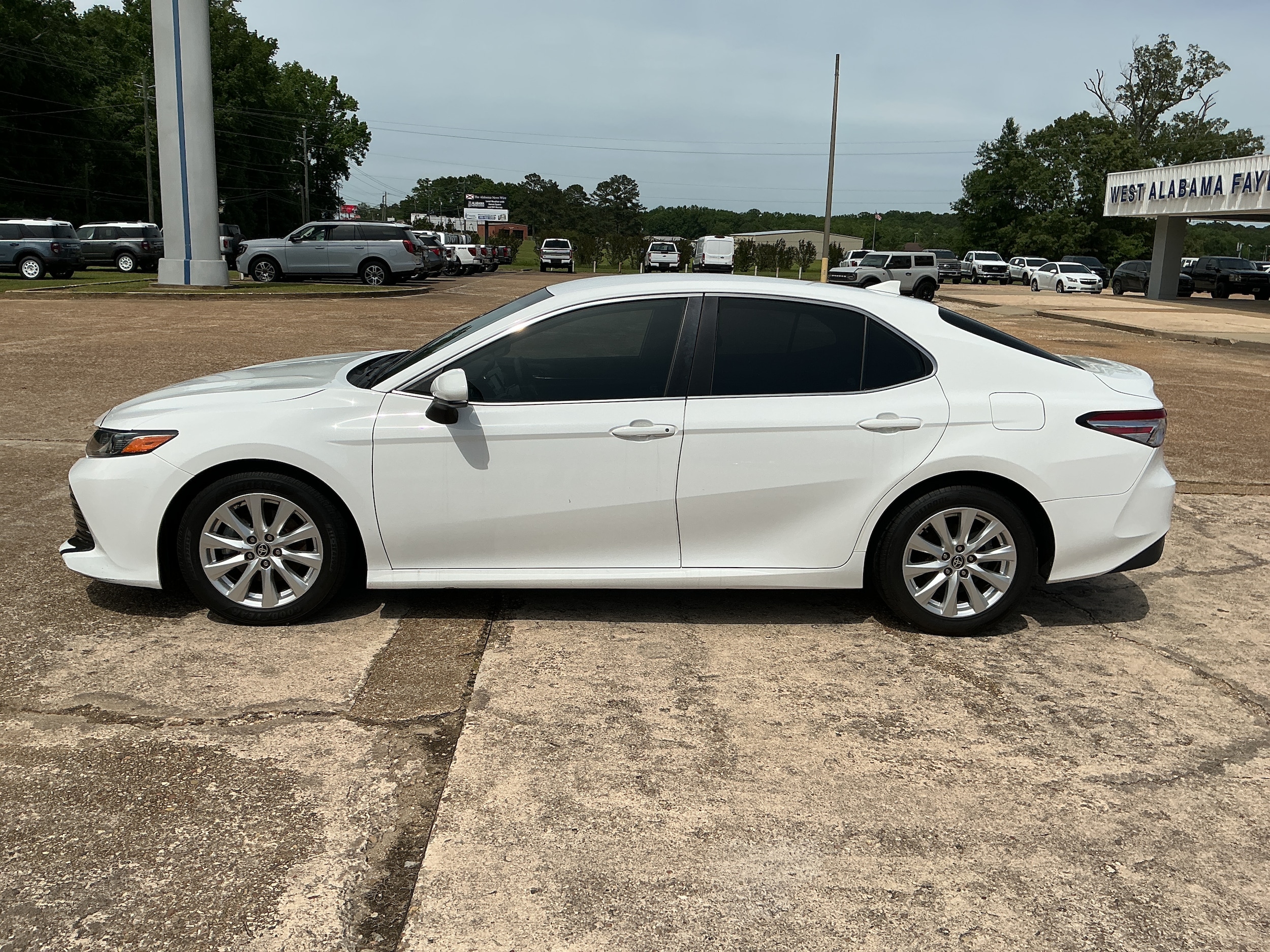 2020 Toyota Camry LE