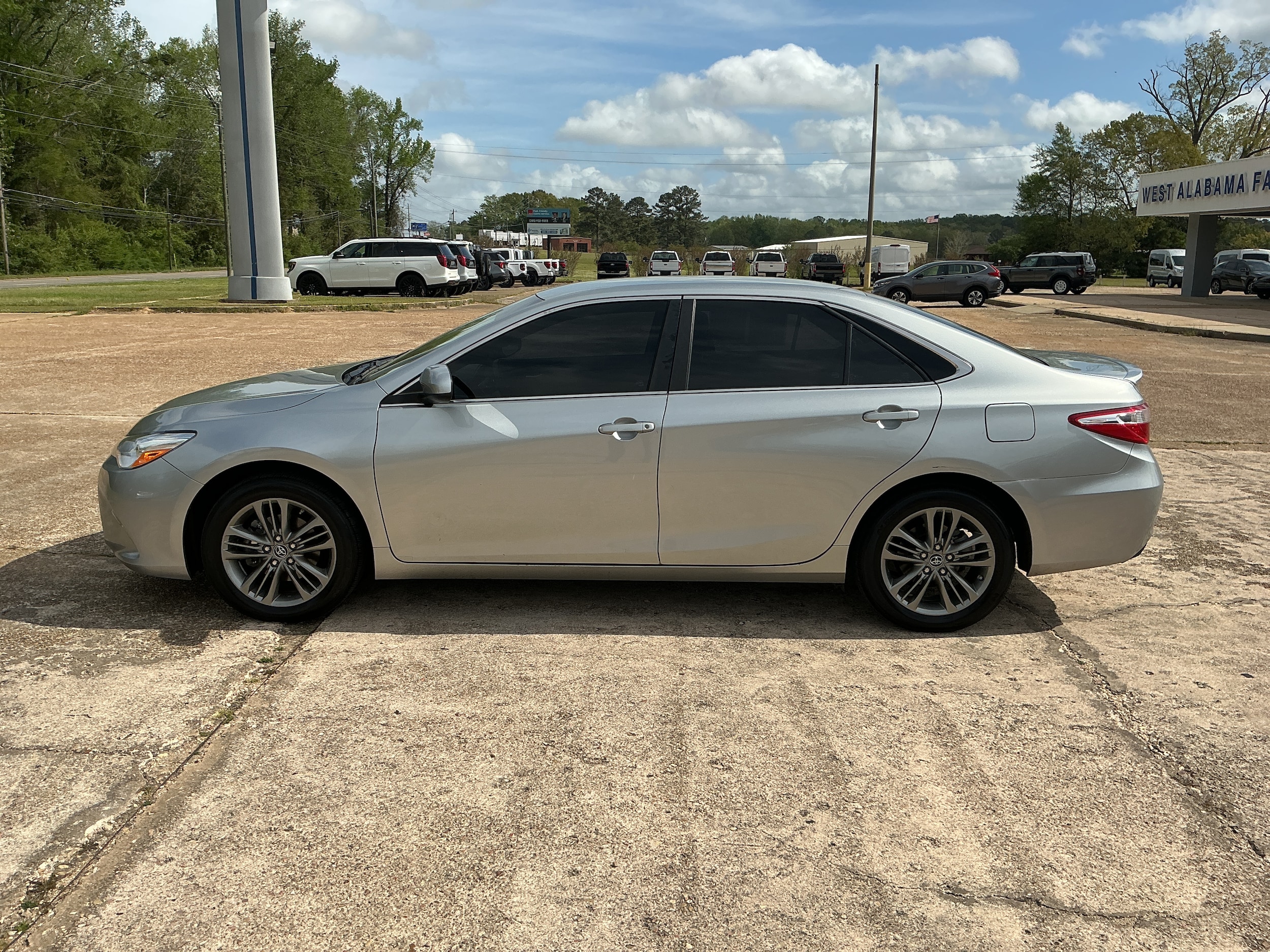 2017 Toyota Camry SE