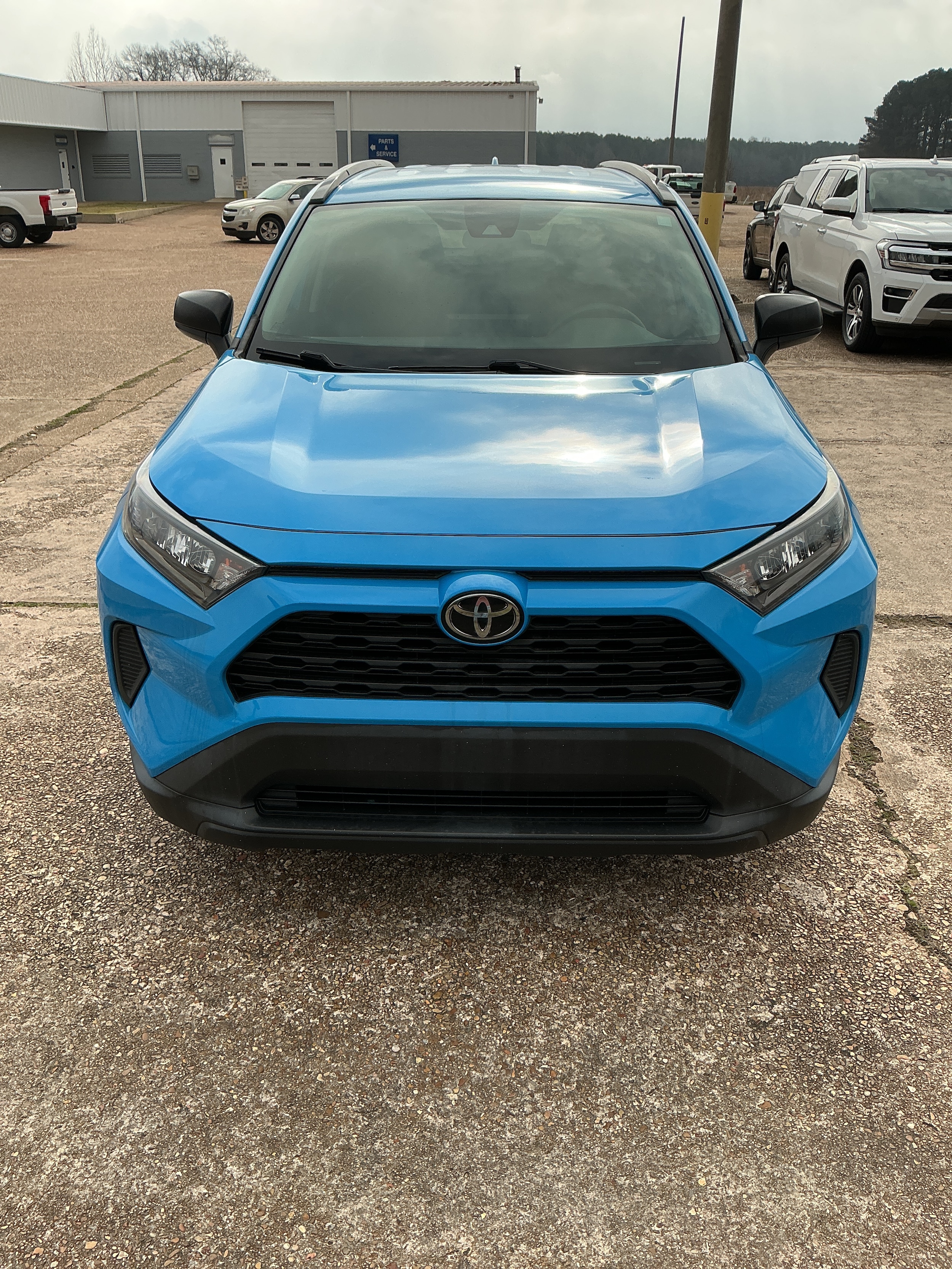 Used 2019 Toyota RAV4 LE with VIN 2T3H1RFV5KW045098 for sale in Fayette, AL