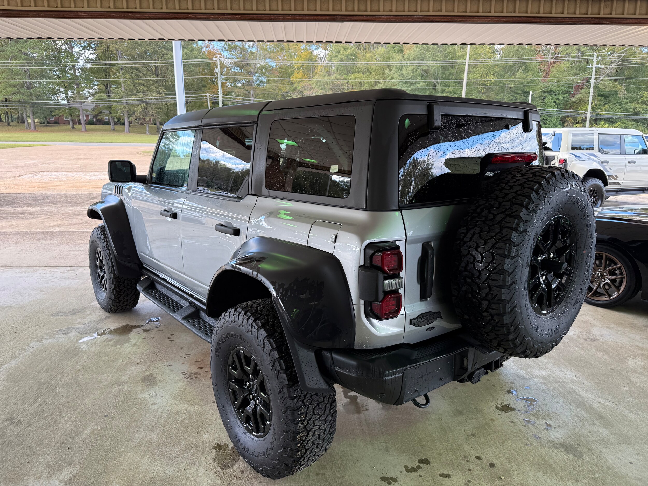 2023 Ford Bronco Raptor photo 3