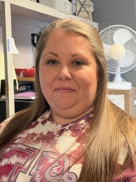 Staff member Jenny Jamerson from ID_321842