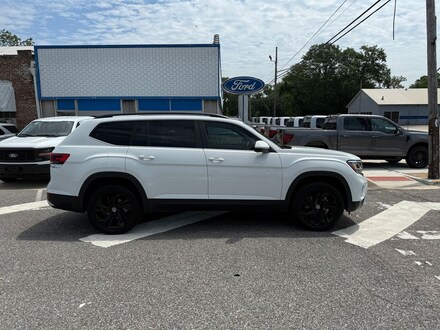 2023 Volkswagen Atlas 3.6 SE w/ Technology SUV