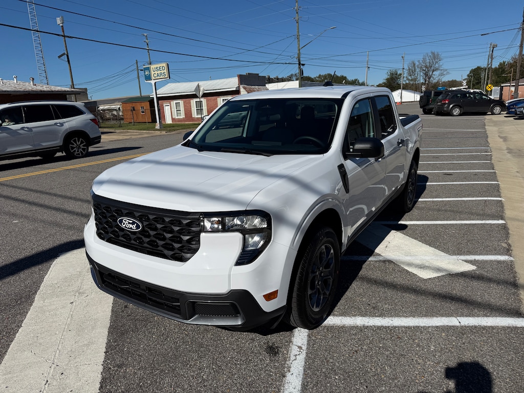 New 2025 Ford Maverick XLT TRUCK