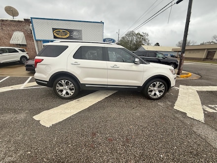 2018 Ford Explorer Platinum SUV
