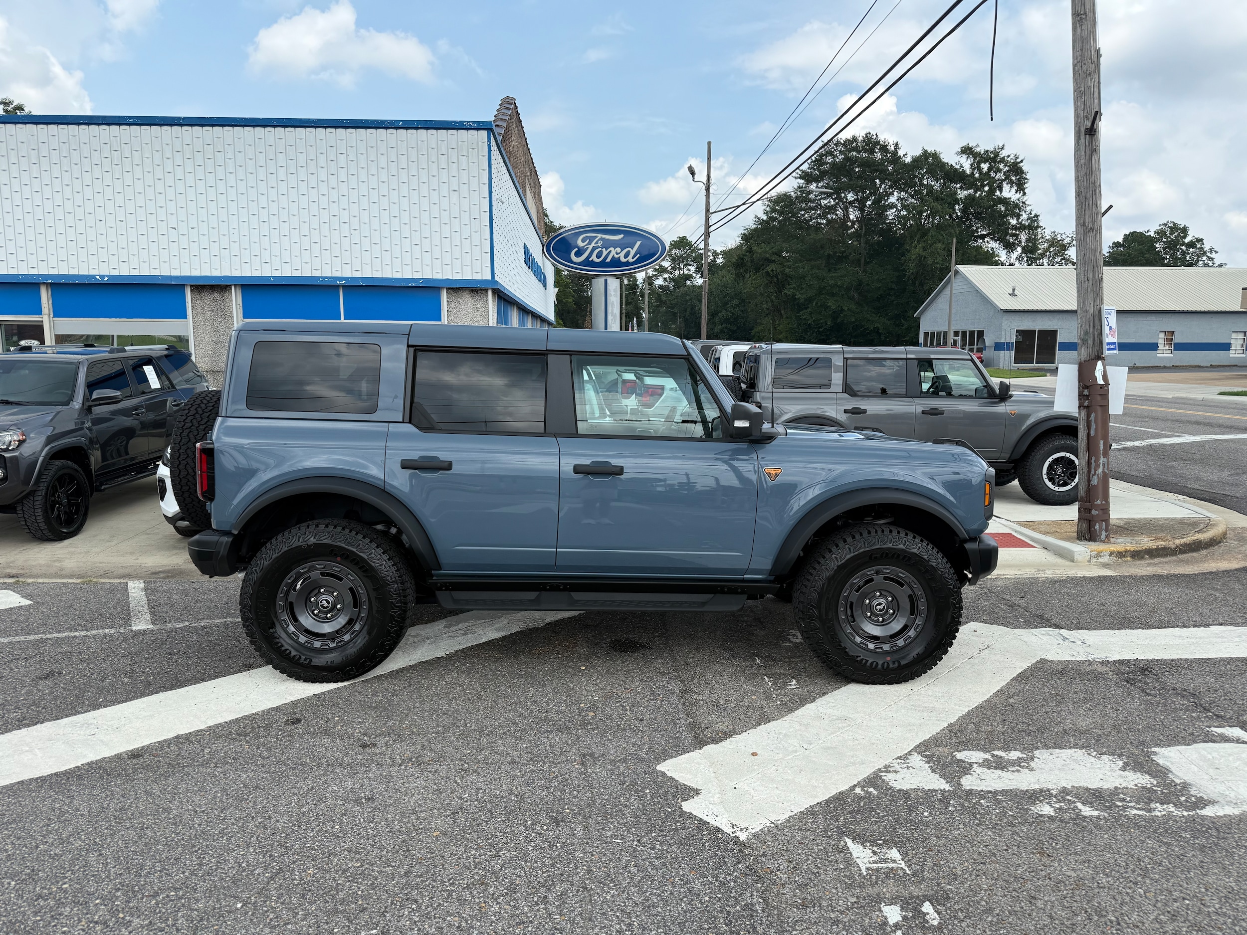 2025 Ford Bronco Badlands