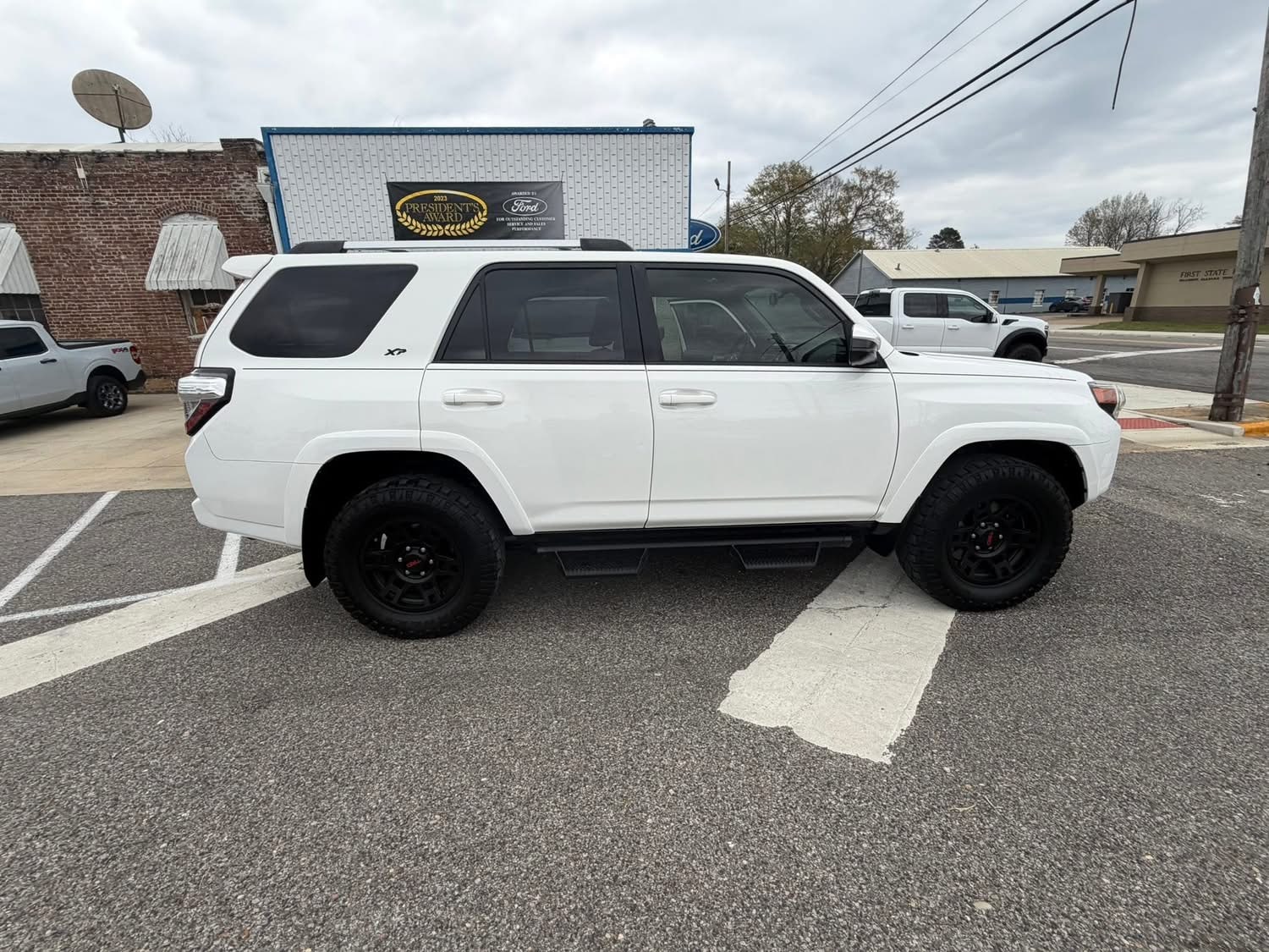 2019 Toyota 4Runner SR5 4x4 V6's photo