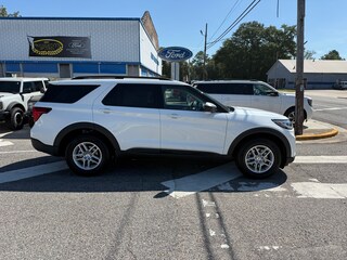2026 Ford Explorer Active SUV