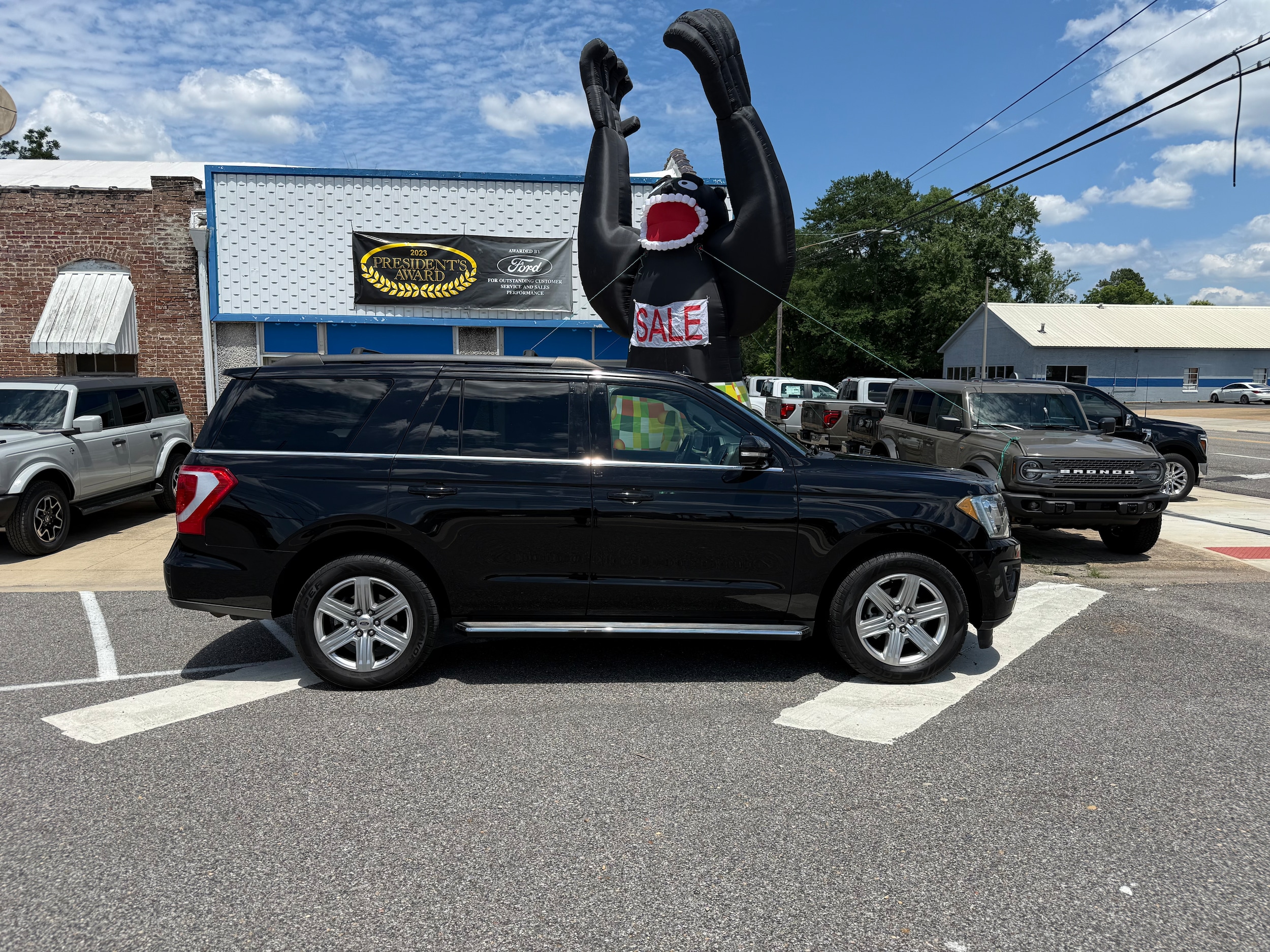 2020 Ford Expedition XLT's photo