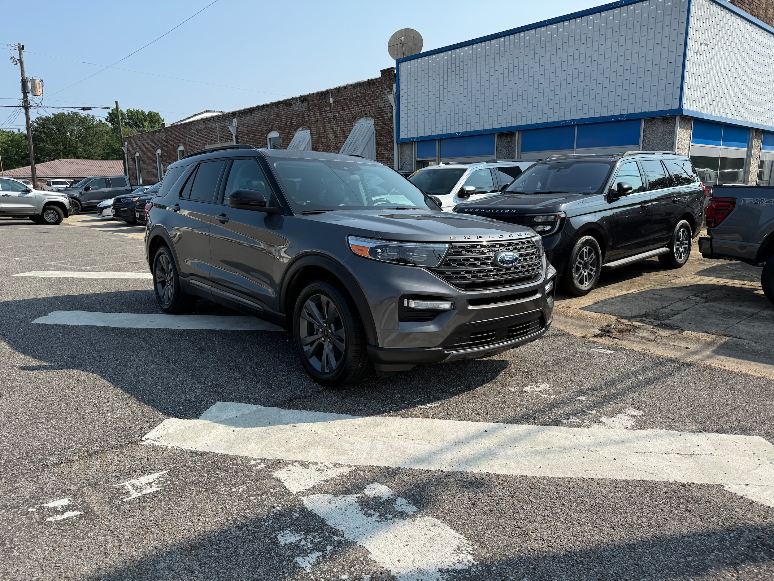 Used 2022 Ford Explorer XLT with VIN 1FMSK7DH1NGC38235 for sale in Sulligent, AL