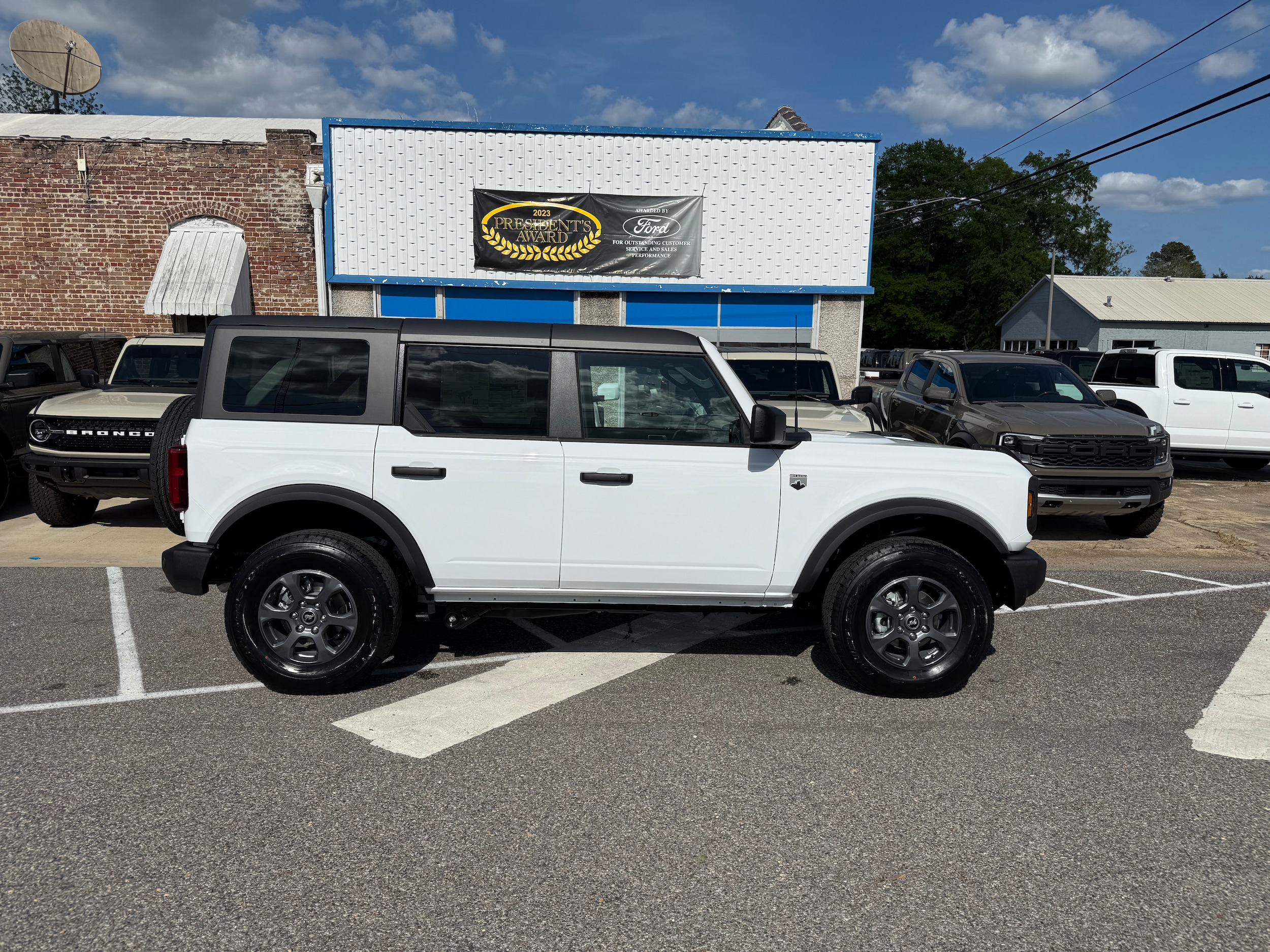 2026 Ford Bronco Big Bend 4x4's photo