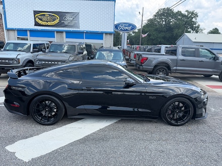 2019 Ford Mustang Coupe