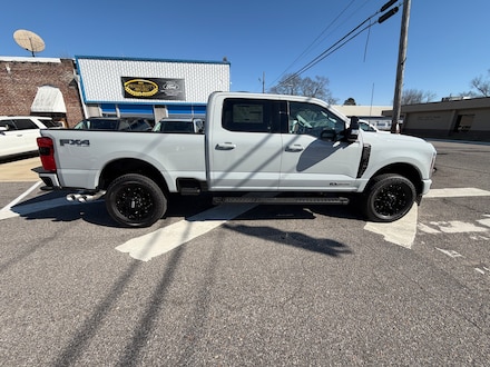 2026 Ford Super Duty F-250 Lariat TRUCK