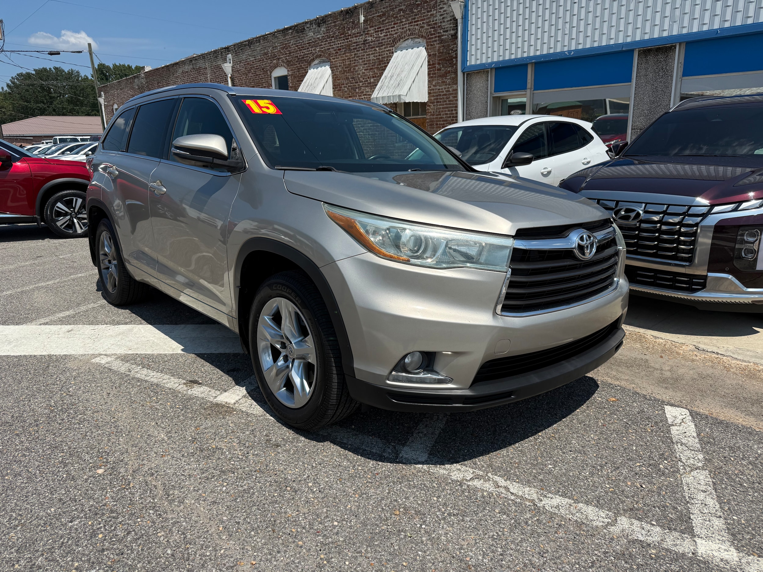 Used 2015 Toyota Highlander Limited with VIN 5TDDKRFH2FS111636 for sale in Sulligent, AL