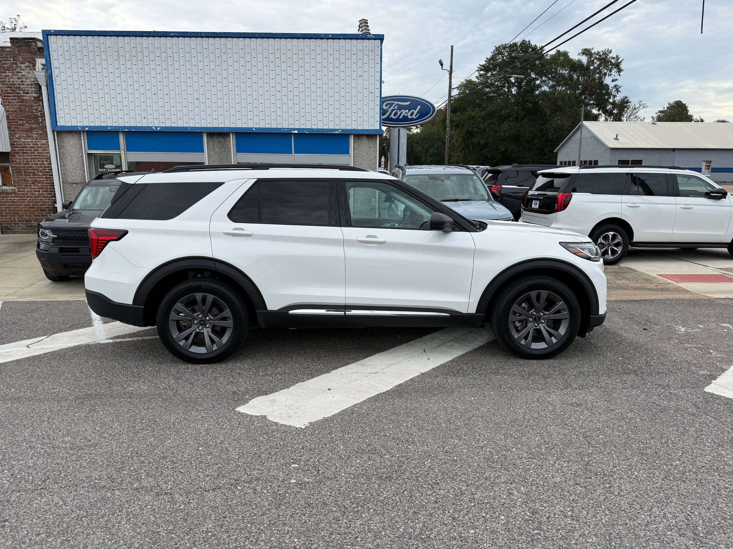 2025 Ford Explorer