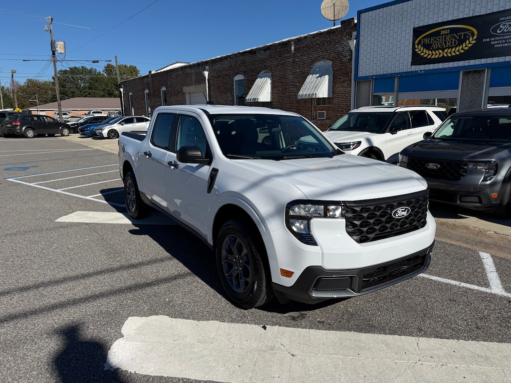 New 2025 Ford Maverick XLT TRUCK