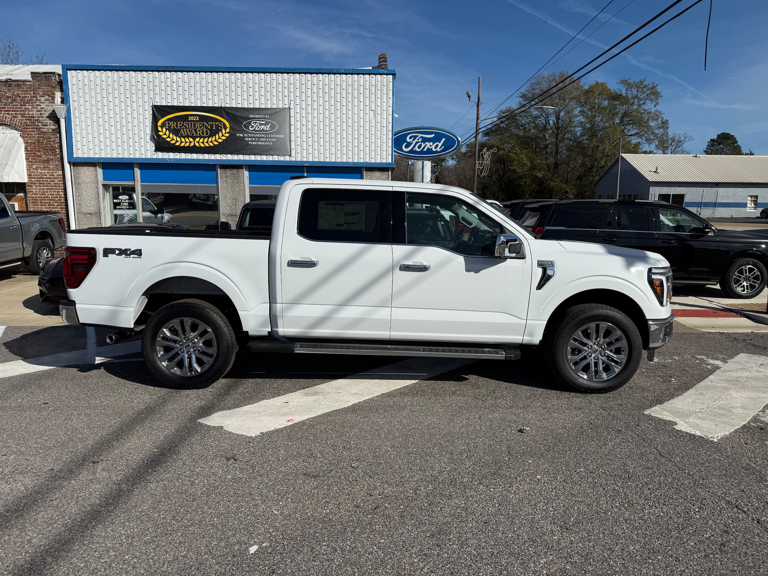 2025 Ford F-150 Lariat's photo