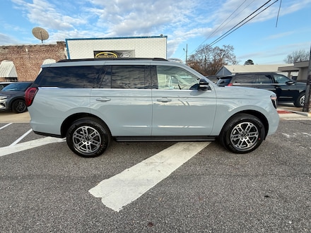 2026 Ford Expedition Active SUV