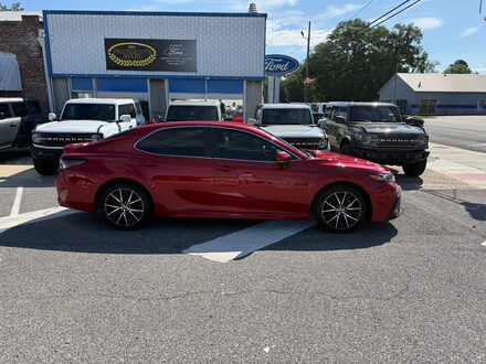 2024 Toyota Camry SE Sedan