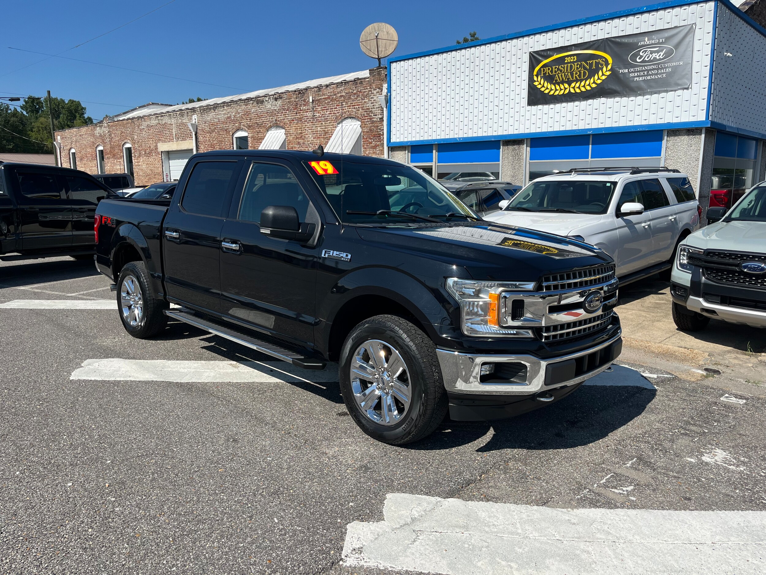 Used 2019 Ford F-150 XLT with VIN 1FTEW1E46KFB76802 for sale in Sulligent, AL