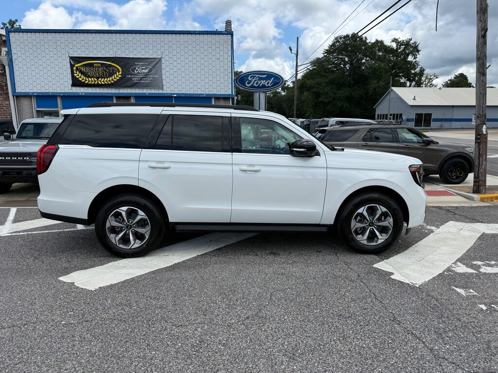 New 2027 Ford Expedition Active SUV