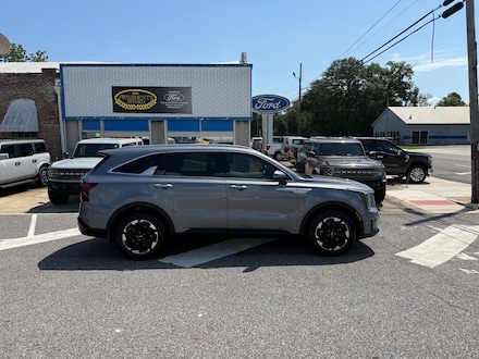 2024 Kia Sorento S SUV