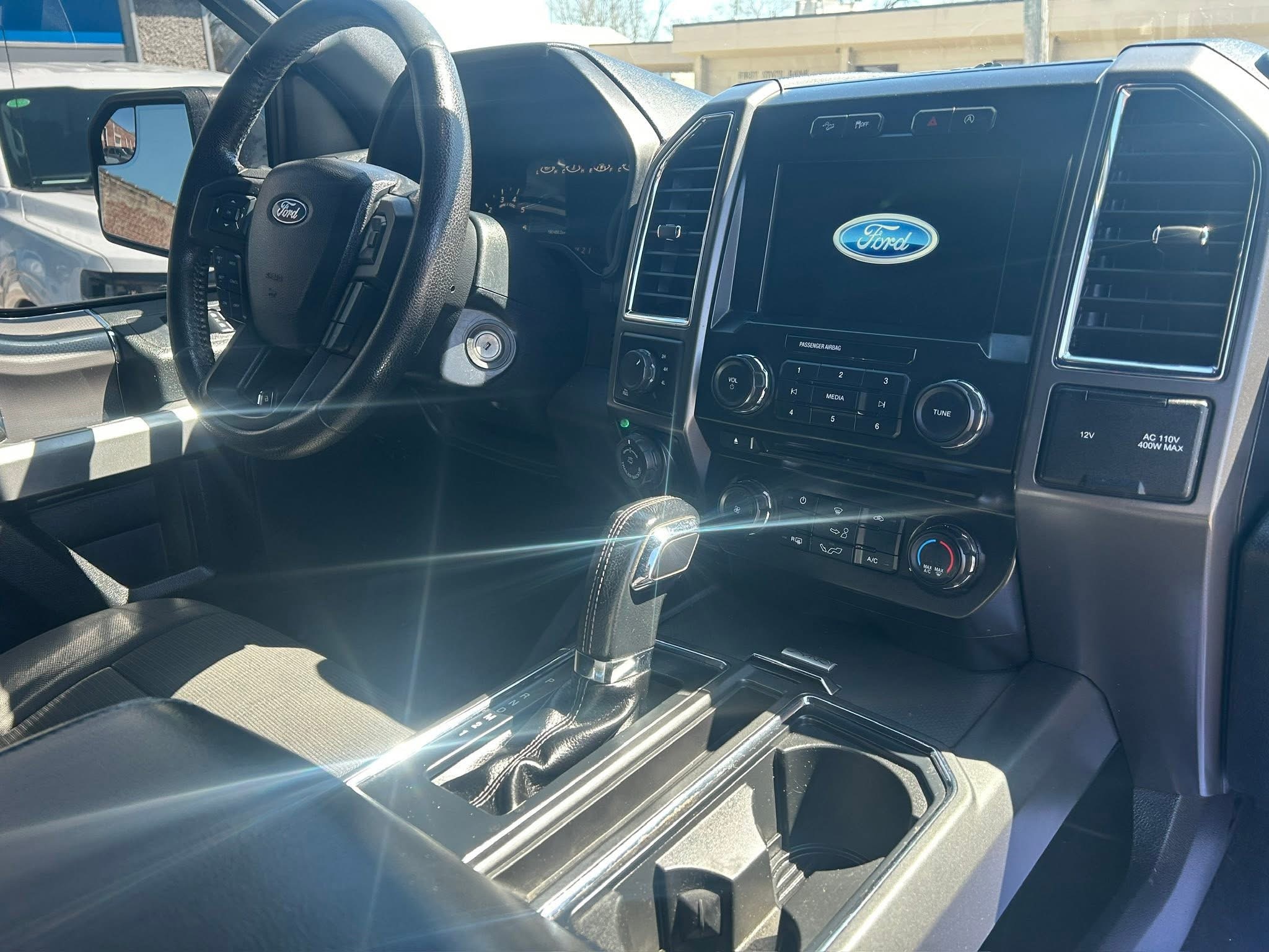 2016 Ford F-150 XLT - Photo 12