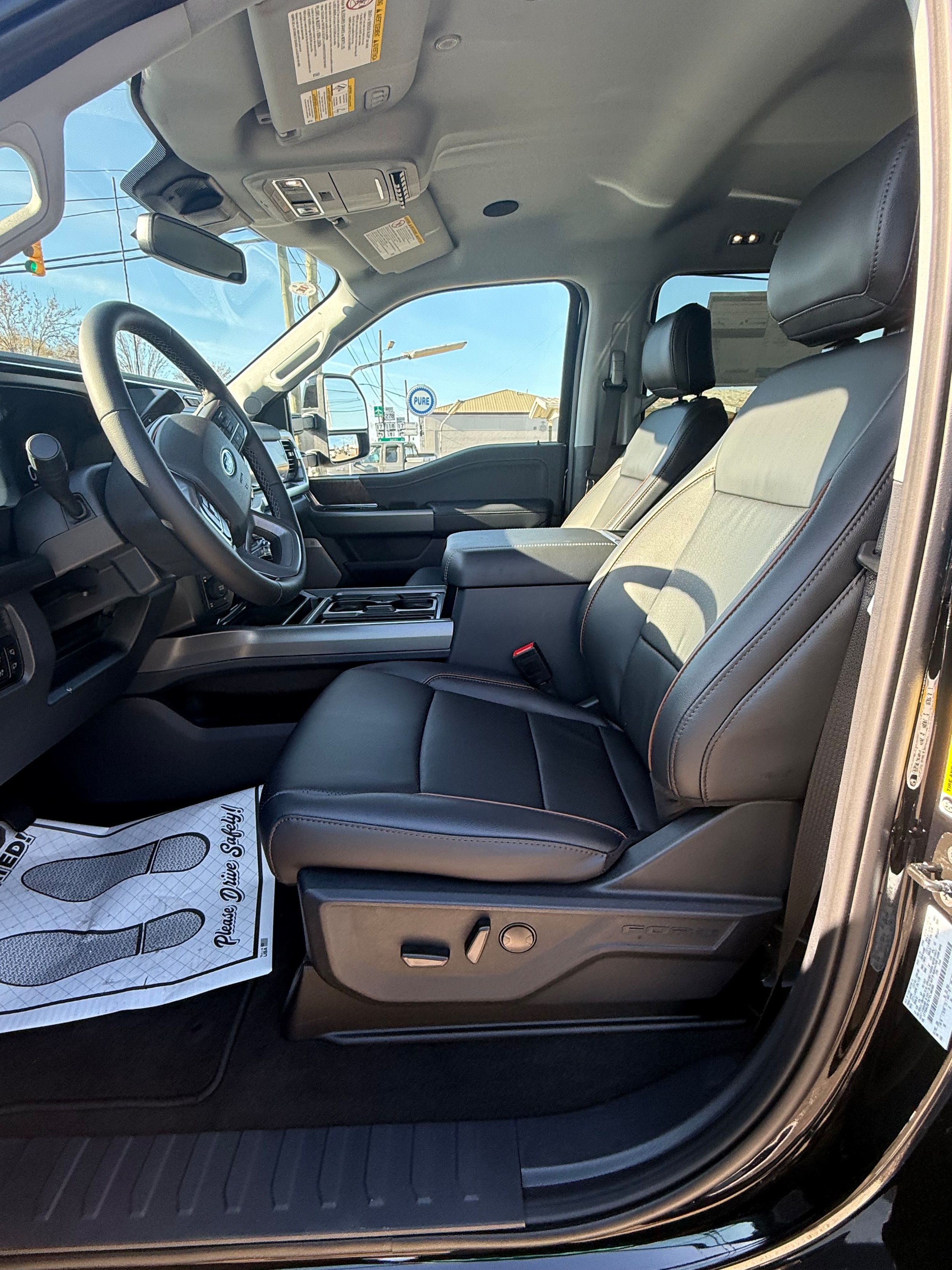 2026 Ford F-250 Super Duty Lariat - Photo 6