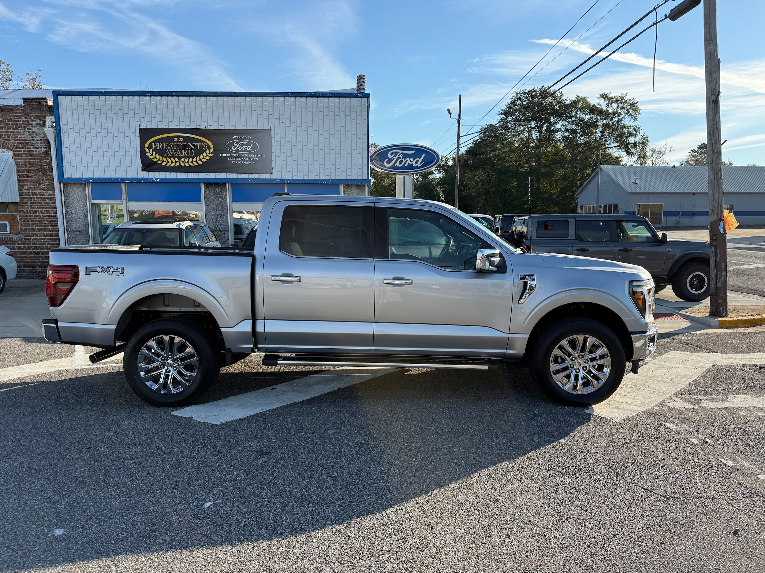 2025 Ford F-150 Lariat's photo