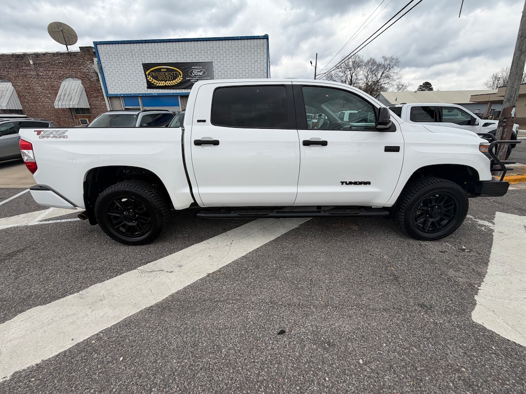 Used 2021 Toyota Tundra 4WD SR5 5.7L V8 Truck CrewMax