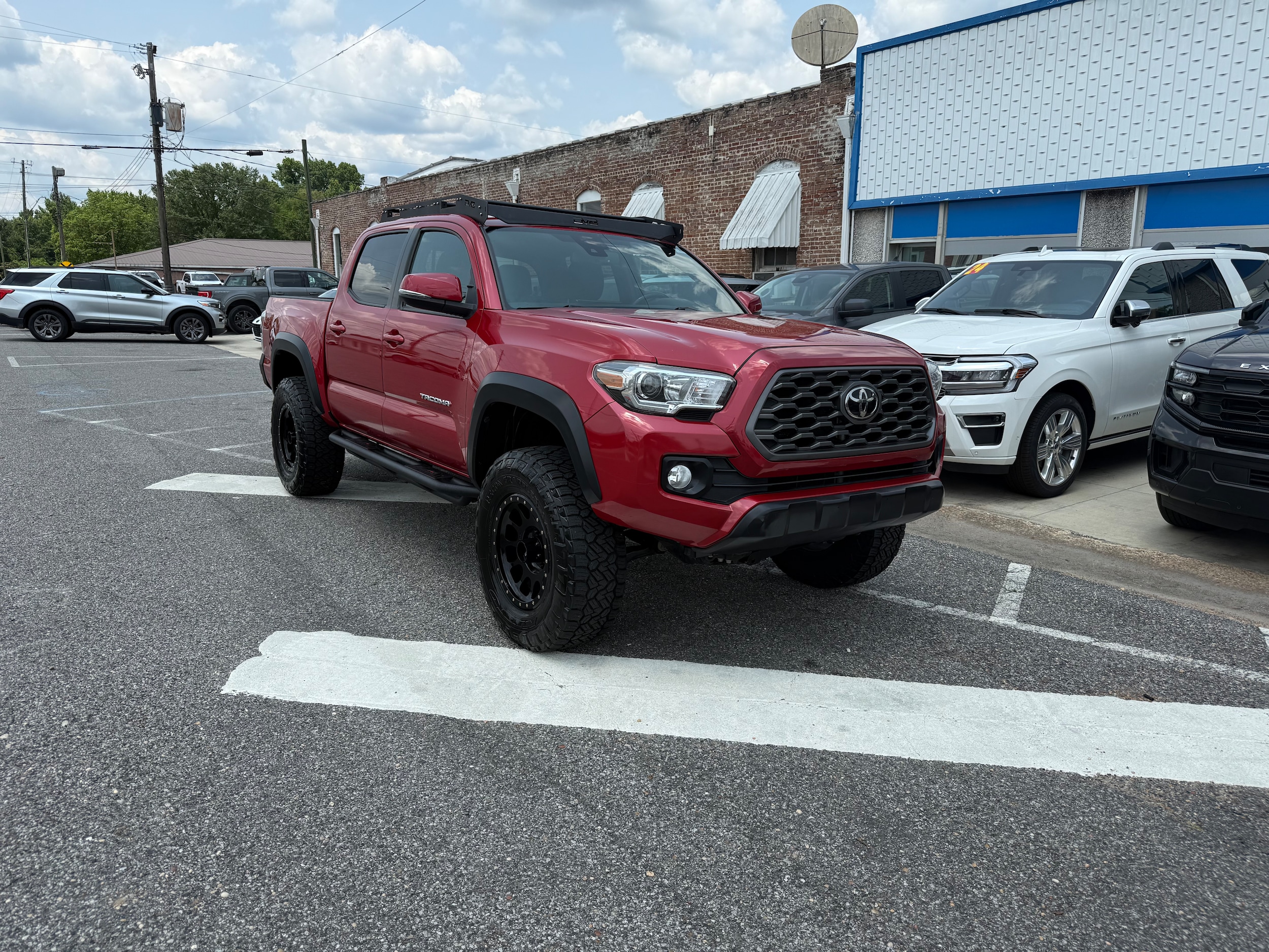 Used 2021 Toyota Tacoma TRD Off Road with VIN 5TFCZ5ANXMX268979 for sale in Sulligent, AL