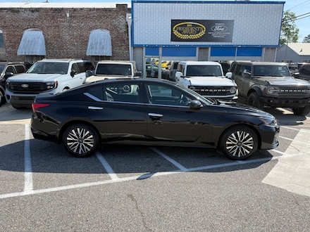 2023 Nissan Altima 2.5 SV Sedan
