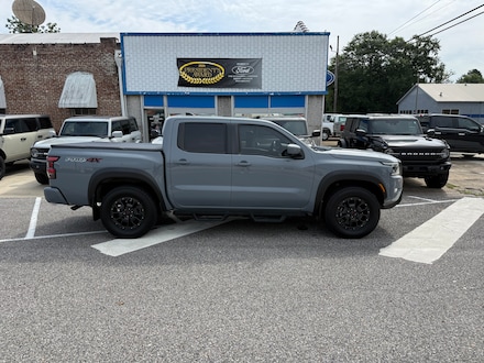 2023 Nissan Frontier PRO-4X Truck Crew Cab