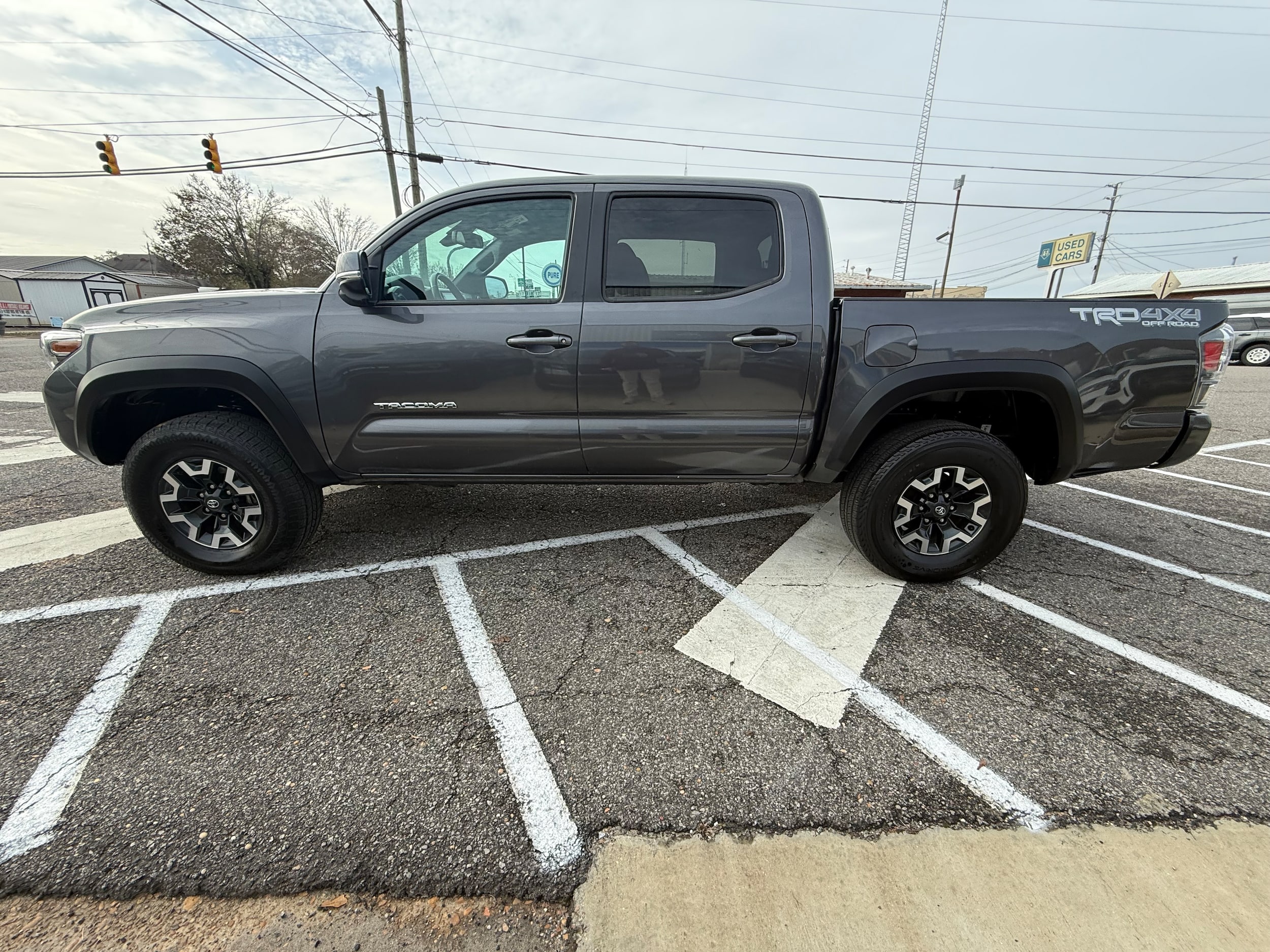 2023 Toyota Tacoma TRD Off Road's photo