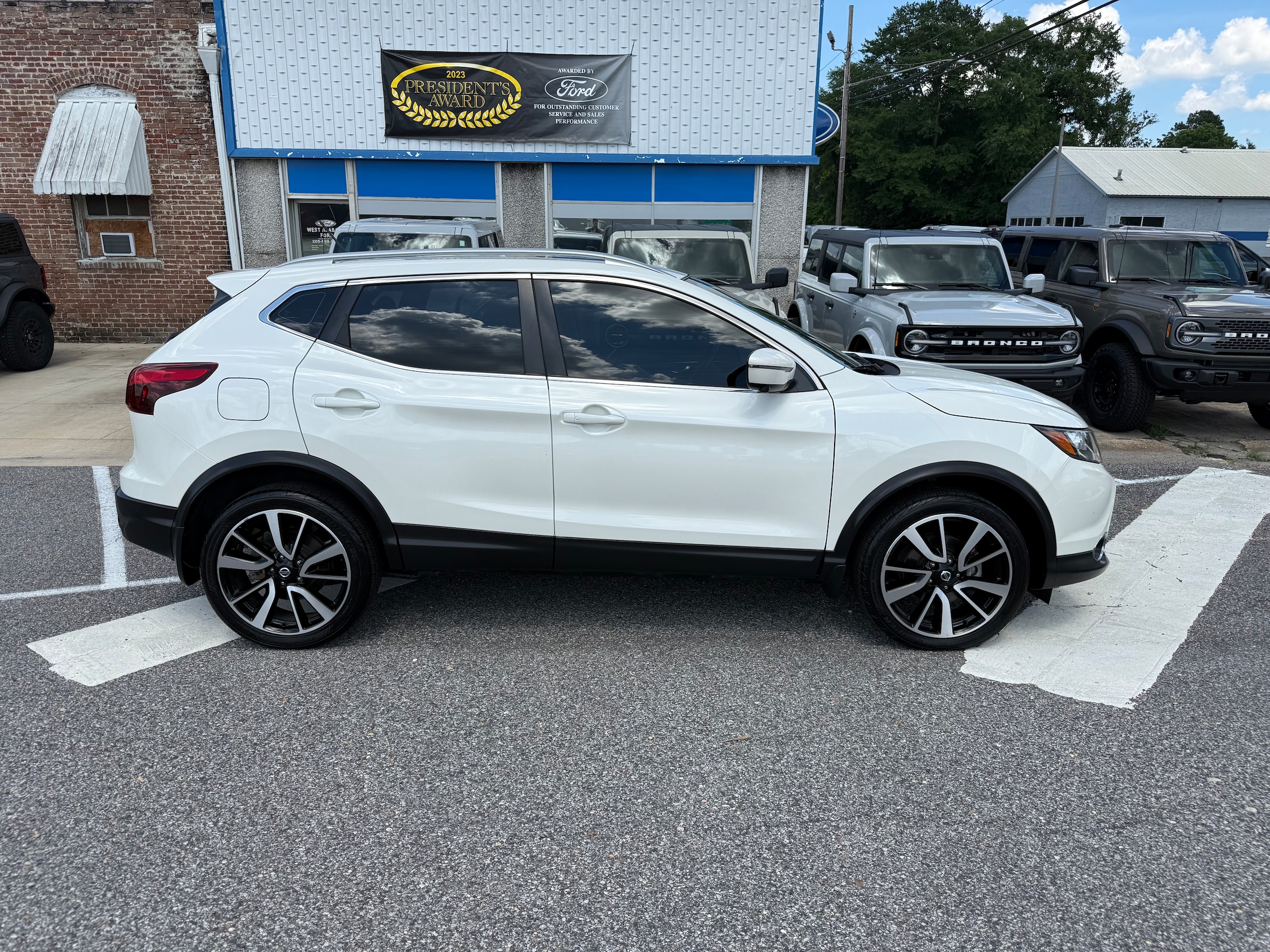 2019 Nissan Rogue Sport SL FWD's photo