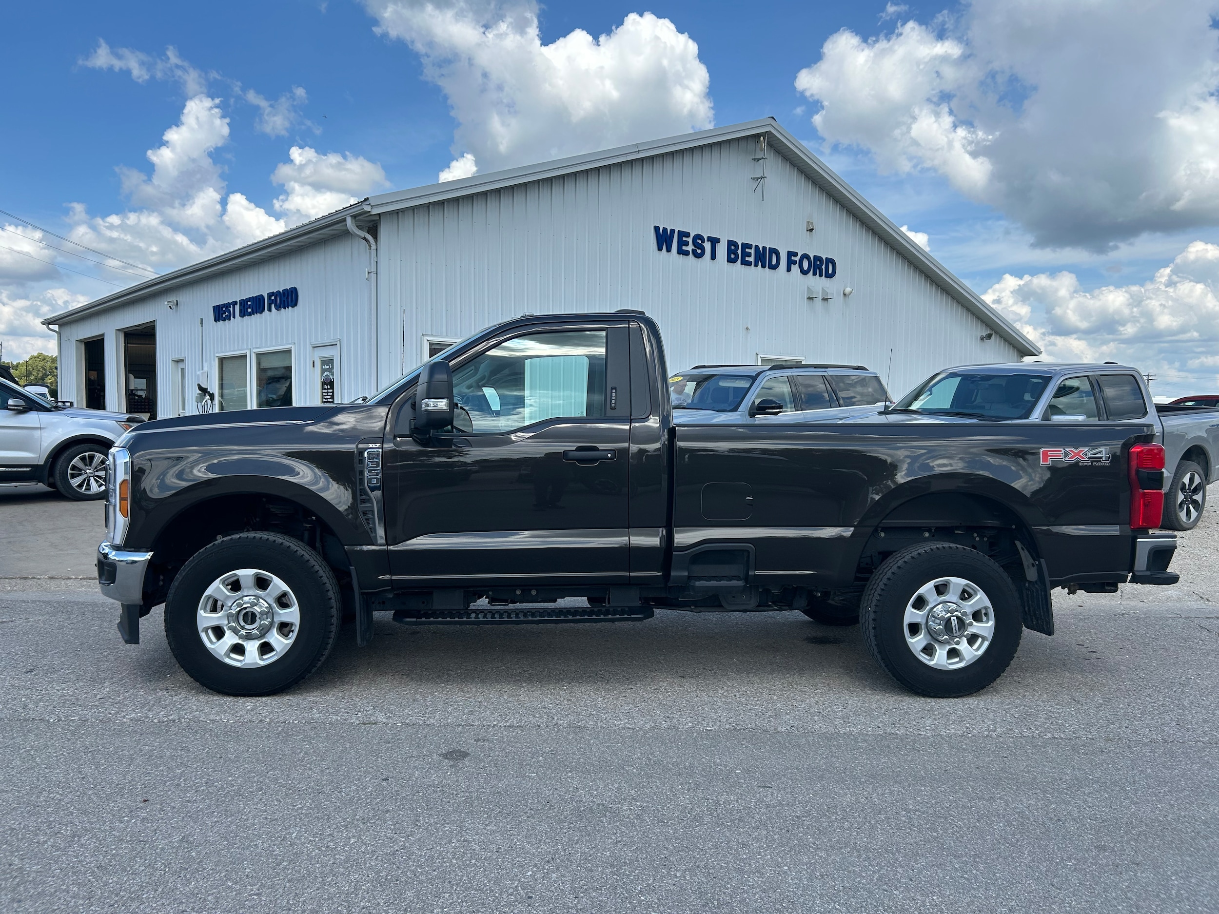 2024 Ford Super Duty F-350 XLT