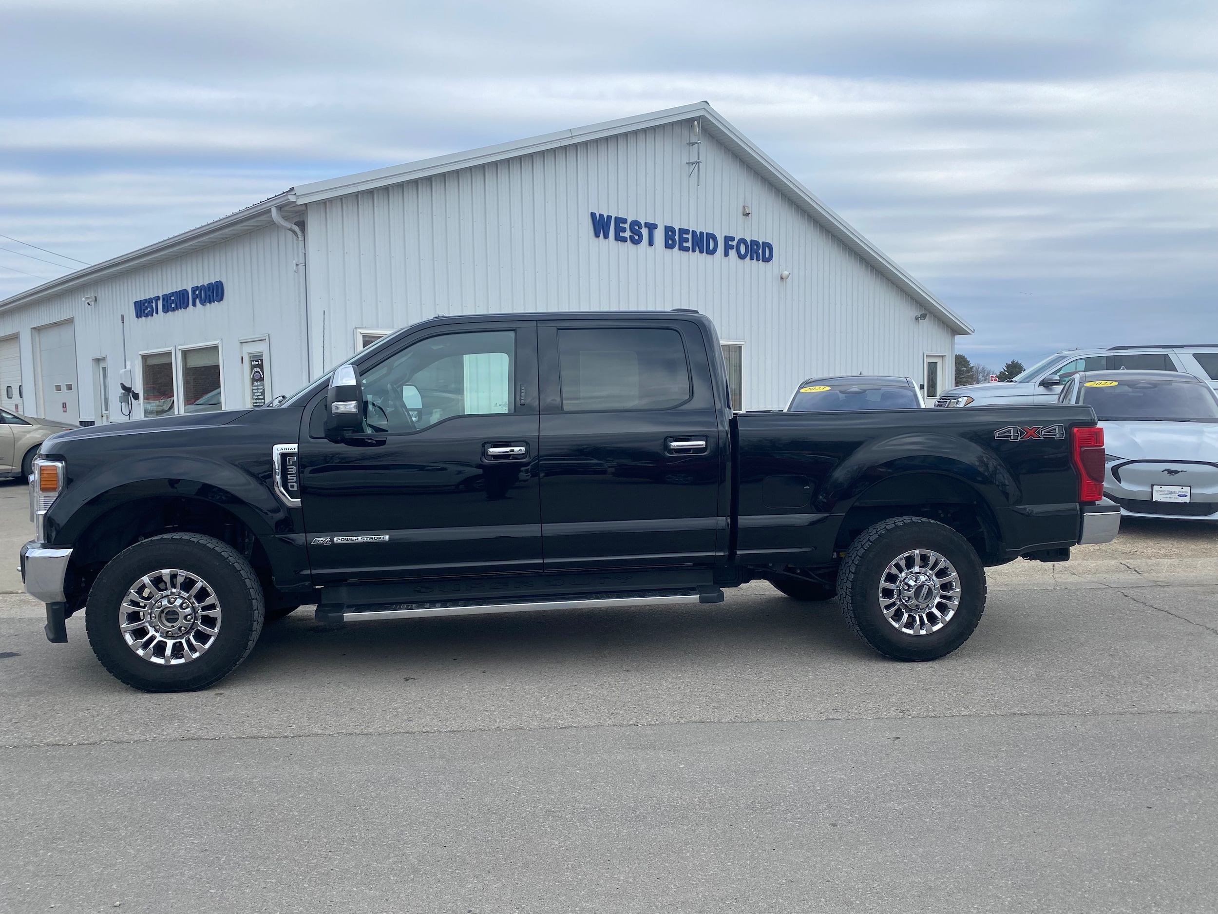 2022 Ford Super Duty F-350 Lariat