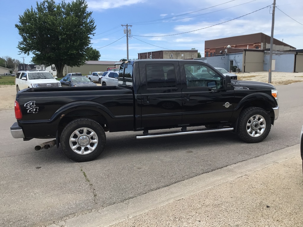 Used 2013 Ford Super Duty F-250 SRW Lariat